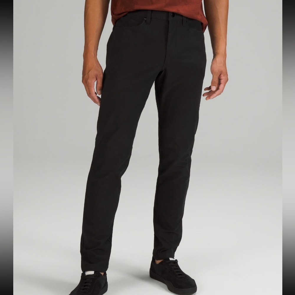 Men’s black Lululemon ABC 5-pocket pants size 33x30